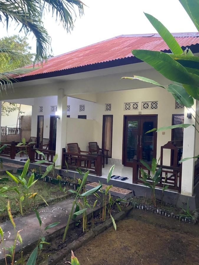Oktavia Bungalows Gili Air Exterior photo