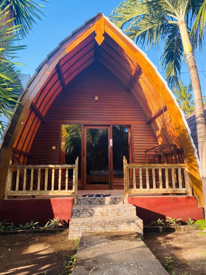 Oktavia Bungalows Gili Air Exterior photo
